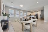 1913 Cypress Gate Dr - Photo 4