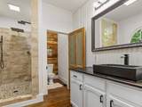 1402 Pecan St - Photo 19