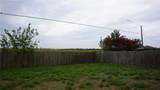 502 Stewart Dr - Photo 4