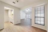 1202 Thorpe Ln - Photo 14