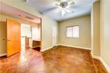 711 26th St - Photo 11