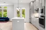 2520 Sutherland St - Photo 7