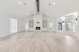 125 Carriage Ct - Photo 5