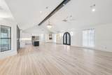 125 Carriage Ct - Photo 7