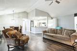 1202 Thorpe Ln - Photo 1