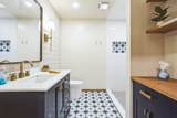 1202 Thorpe Ln - Photo 12