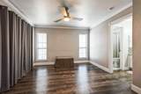 1202 Thorpe Ln - Photo 8