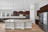 1009 Wolcott Dr - Photo 3