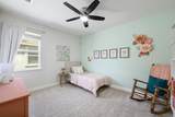 6424 Mirarosa Dr - Photo 17