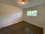 900 Riddlewood Dr - Photo 18