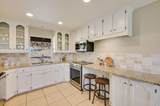 200 Meadow Ln - Photo 6