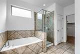 421 La Joya Pass - Photo 15