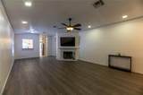 2604 Hutton Ln - Photo 4