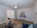 906 Capitol Ct - Photo 4