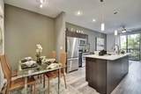 11400 Domain Dr - Photo 4