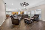 317 Yorktown - Photo 12