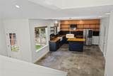 301 Stassney Ln - Photo 25