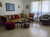 8605 Putnam Dr - Photo 1