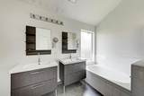 3009 Pioneer Way - Photo 21