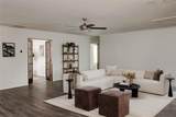 2811 Fresco Dr - Photo 10