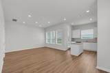 1015 Vista View Dr - Photo 3