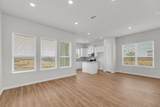 1015 Vista View Dr - Photo 4
