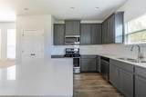 9601 Dawn Pearl Dr - Photo 7