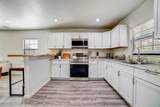 1374 Forest View Dr - Photo 22