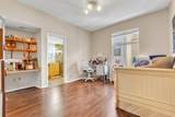 711 26th St - Photo 19