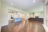 8307 Williamson Creek Dr - Photo 18