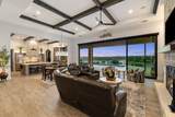 2923 Cliff Pt - Photo 2