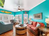 401 Lincoln St - Photo 5