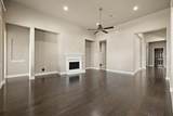 6901 Leonardo Dr - Photo 5
