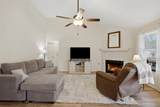 1717 Rendova Ln - Photo 9