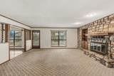 1303 Creekview Dr - Photo 4