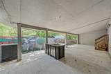 1524 Avenue B - Photo 23