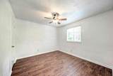 2401 Manor Rd - Photo 19