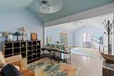 312 Stassney Ln - Photo 16