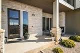 1005 Larkhall Dr - Photo 2