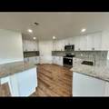 1127 Greenhill Dr - Photo 6