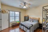 809 Skyline Dr - Photo 15
