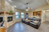 809 Skyline Dr - Photo 8