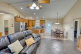 809 Skyline Dr - Photo 9
