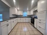 711 Grimes St - Photo 4