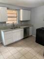 1011 Hackberry St - Photo 1