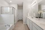 2417 Roosevelt Rd - Photo 16