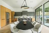 1102 Summit St - Photo 11