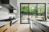 1102 Summit St - Photo 14