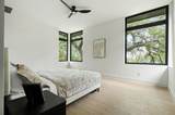 1102 Summit St - Photo 18