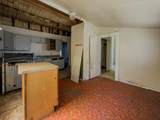 302 Crockett St - Photo 8